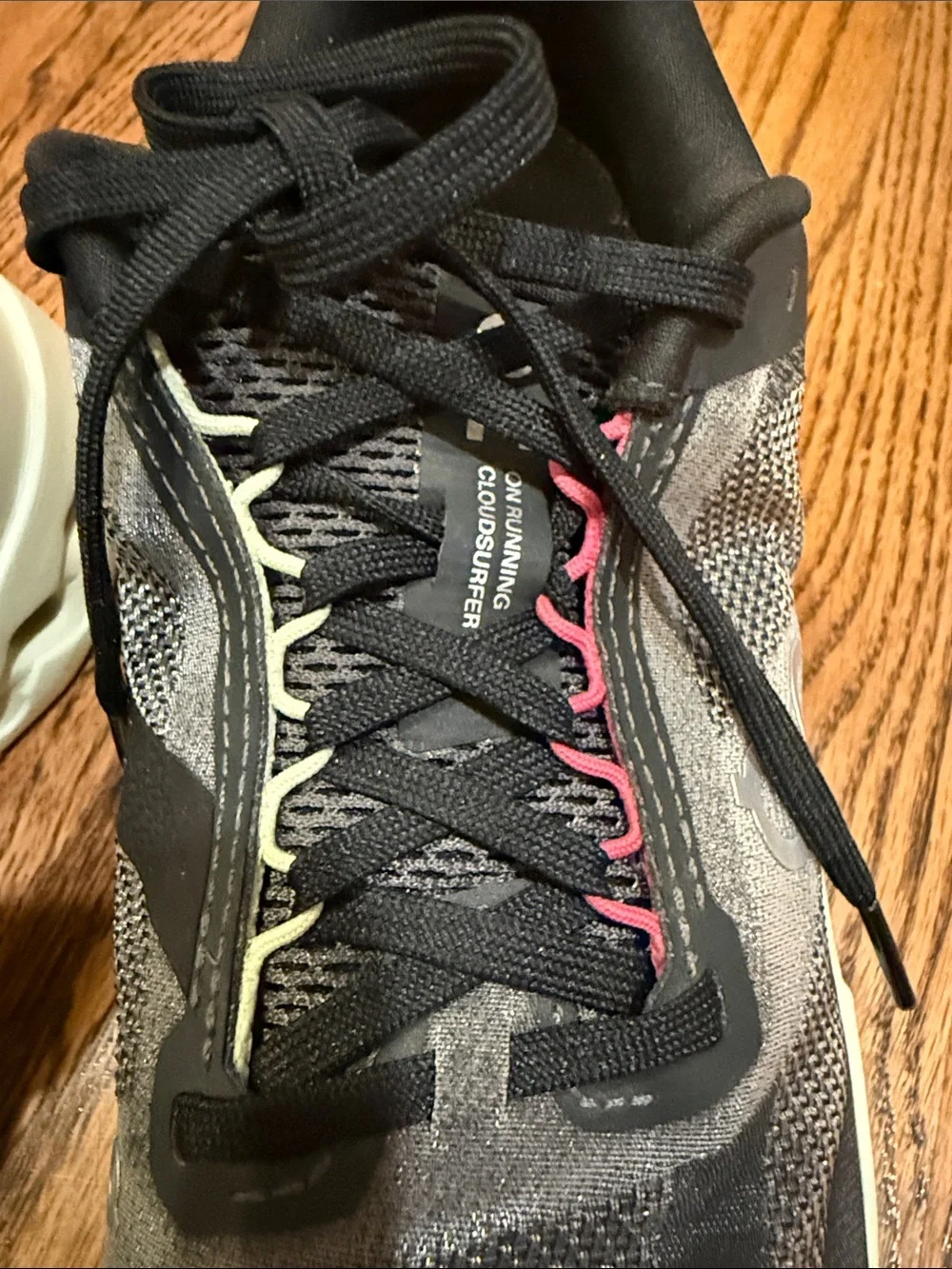 WOMEN'S CLOUDSURFER NEXT RUNNING SHOE - B - BLACK/LIMA